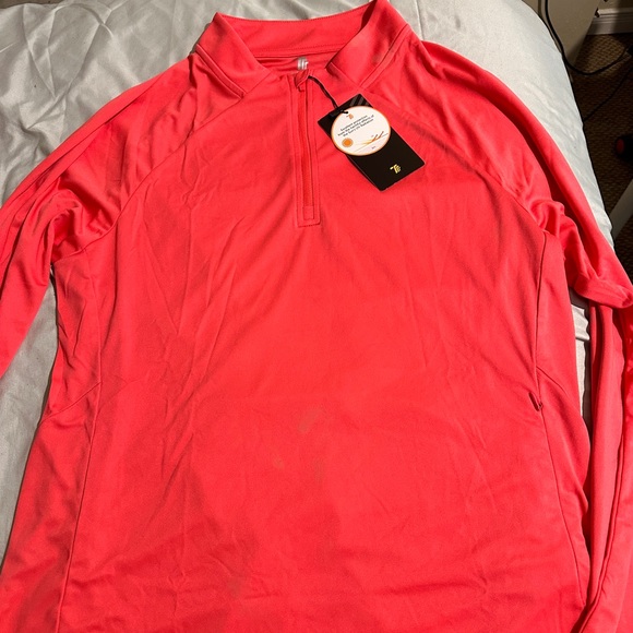 Tshirt - Picture 3 of 3